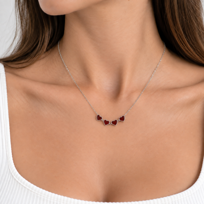 Clovia Red Kolye