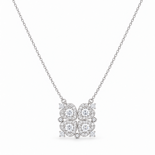 Clovia White Kolye
